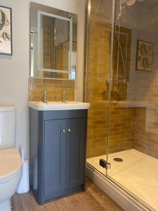 Stylish One Bedroom Cotswold Coach House טטברי מראה חיצוני תמונה